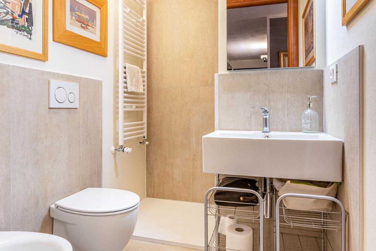 Piccola Venezia Canal View Charming Flat Livorno Ngoại thất bức ảnh