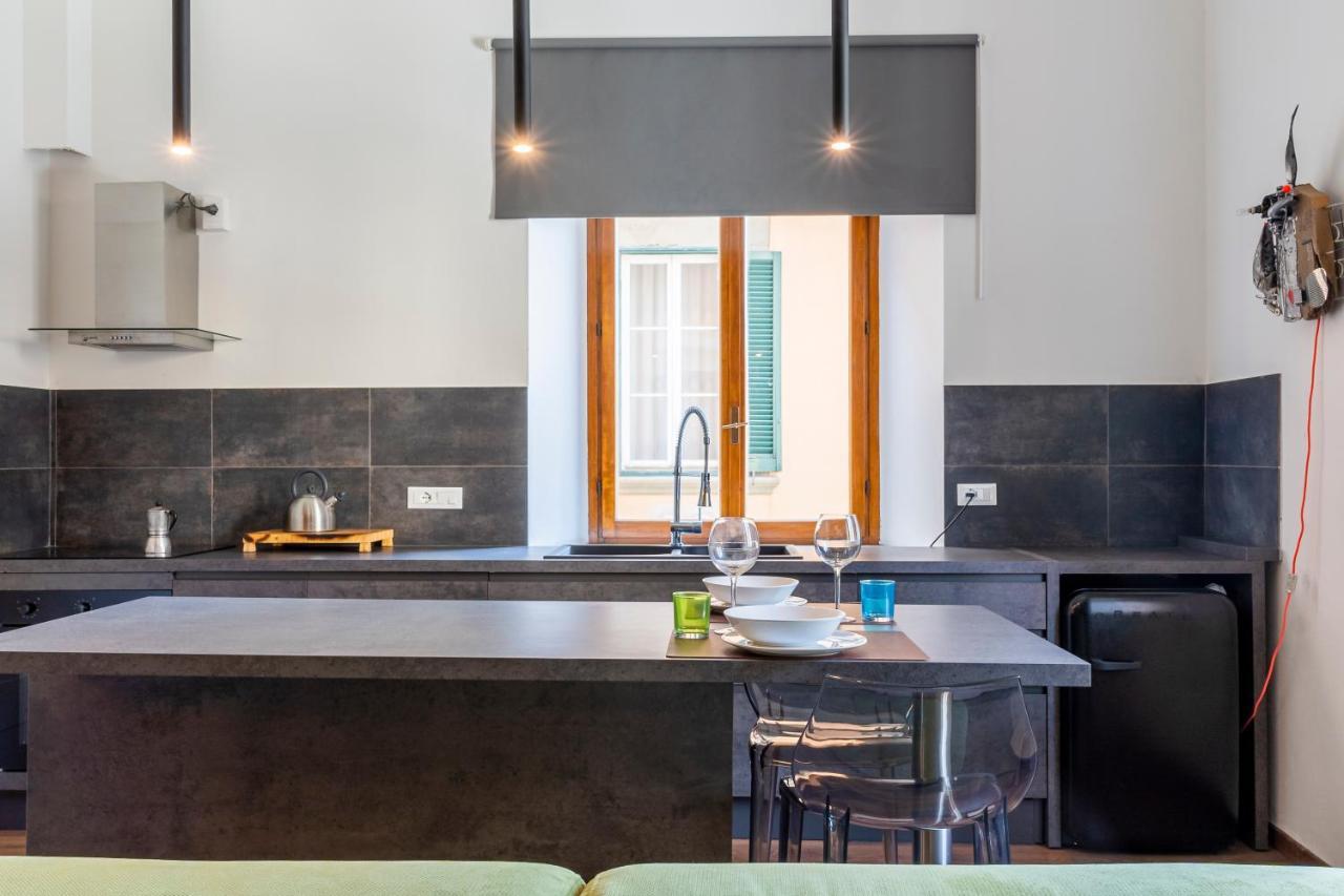 Piccola Venezia Canal View Charming Flat Livorno Ngoại thất bức ảnh